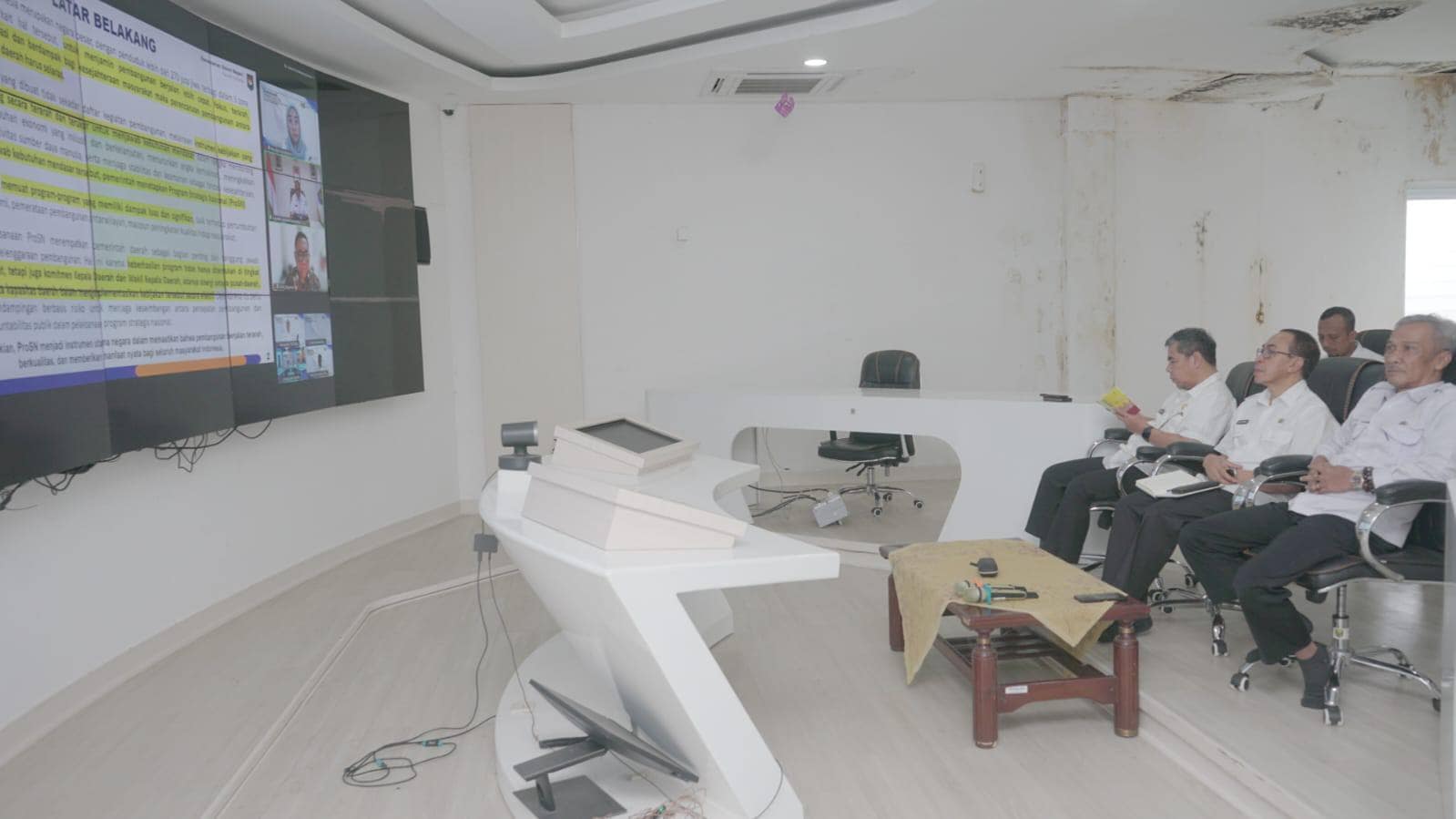 Sekda Bersama Perangkat Daerah Ikuti Sosialisasi Pelaporan Indikator Kinerja Prosn 1 Sekda