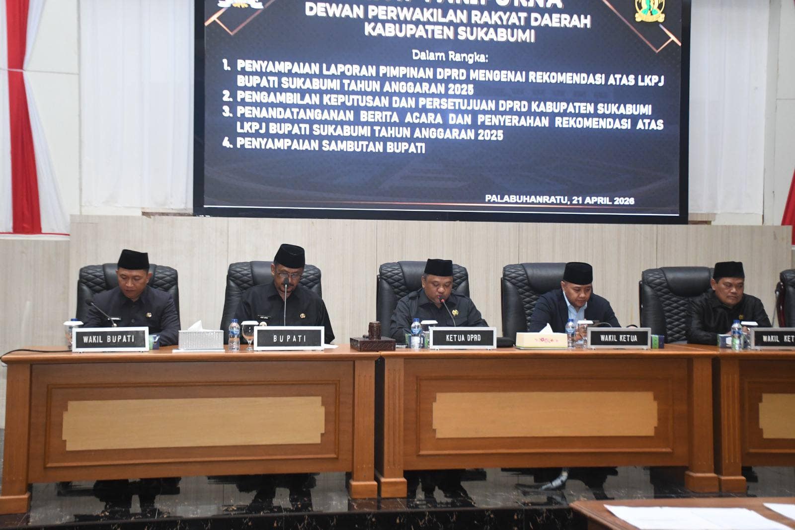 Rapat Paripurna Dprd Agenda Penyampaian Rekomendasi Atas Lkpj 2O25 1 Paripurna